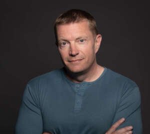 PHOTO CREDIT: Benjamin Esakof/Halo Creative Group, LLC 7 Research-based Resolutions that will Help Strengthen your Relationship in The Year Ahead Dr. Gary Lewandowski