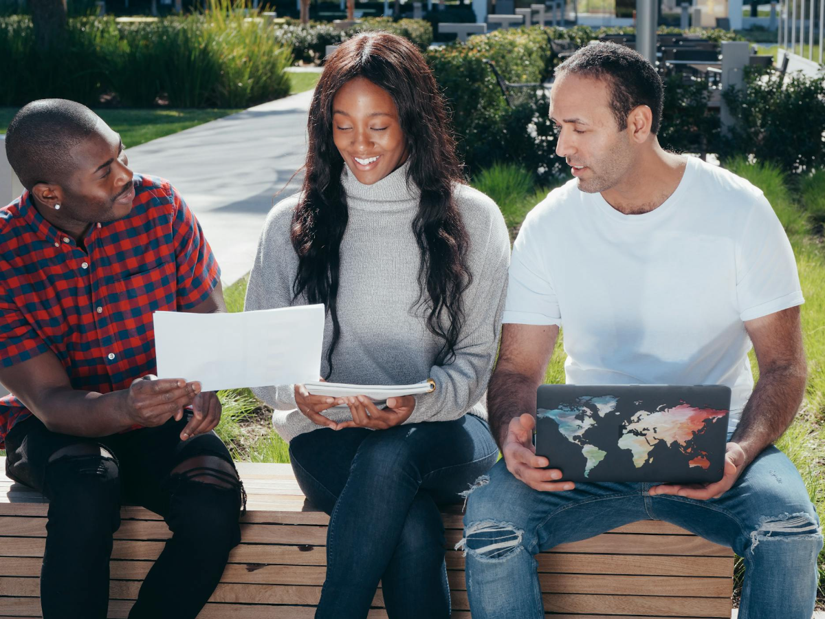 Friendship Hacks: How to Tell if Someone is a Real Friend