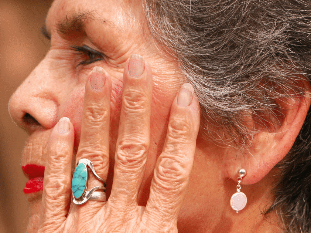 12 Signs of a Mother-in-Law Who Can’t Accept Her Son’s Marriage