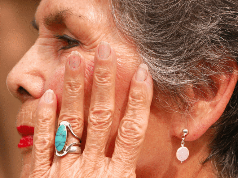 12 Signs of a Mother-in-Law Who Can’t Accept Her Son’s Marriage