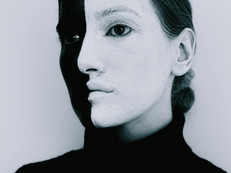 The Black and White World: Understanding Splitting Behavior and Its Examples