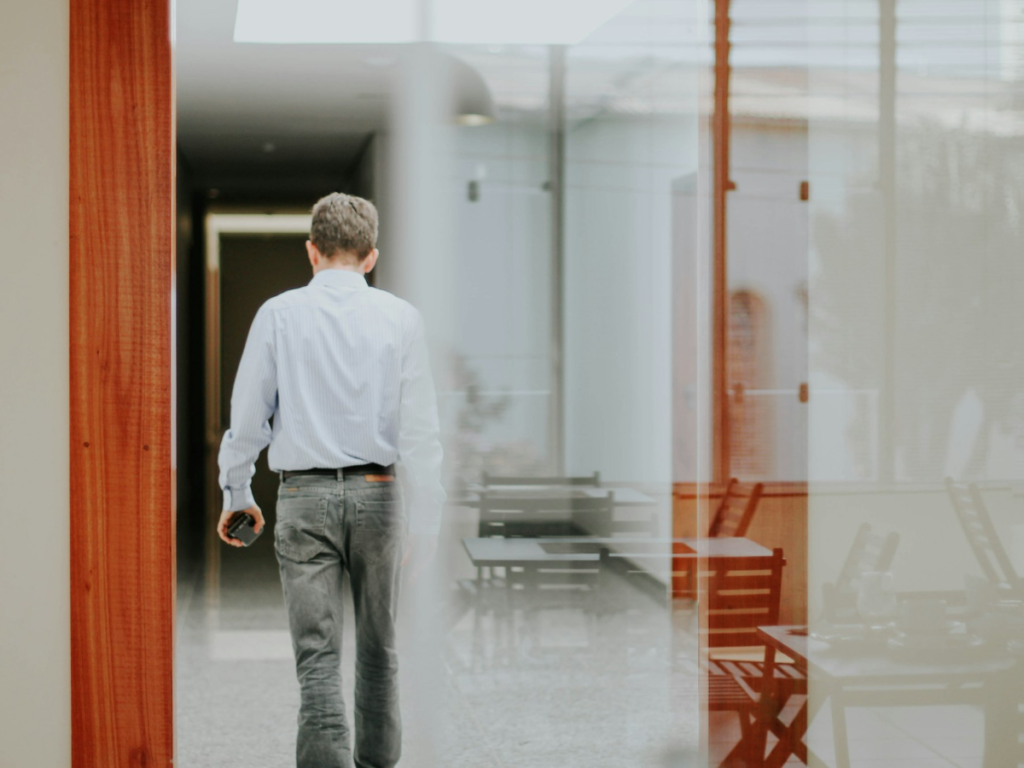 The Narcissistic Discard Phase Explained